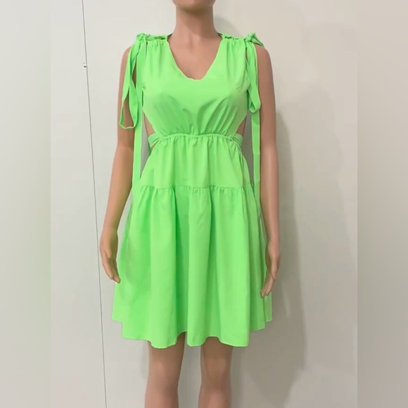 NWT - Summer backless strappy dress - Picture 3 of 6